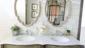 Vintage Vibes: Farmhouse Bathroom Mirror Inspiration  