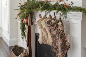 Unique Christmas Wall Decor Ideas to Spread Holiday Cheer