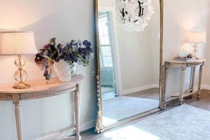 Adding Sophistication: Filigree Floor Mirrors as Style Essentials