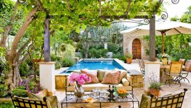 Creating a Charming Outdoor Oasis: The Power of Yard Ornaments  