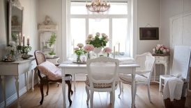 Mastering the Art of Mixing Vintage and Modern Elements in Shabby Chic Decor  