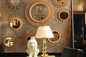 10 Stylish Ways to Use a Large Wall Mirror in Your Home Decor